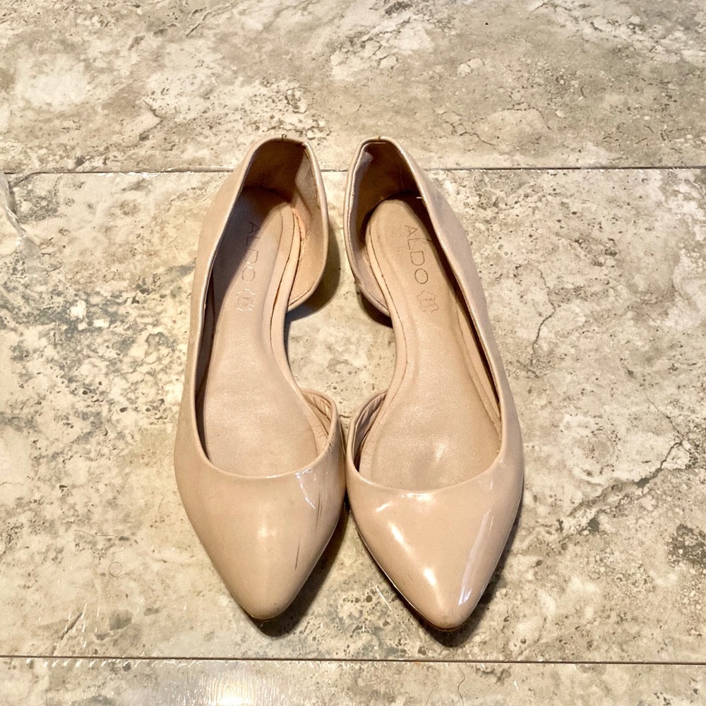 Aldo nude flats